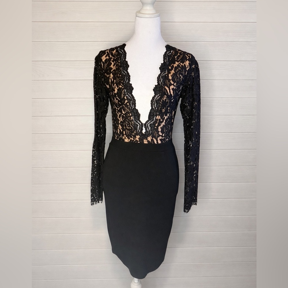 Lulu’s Size Small Women’s Elegant Black Lace‎ Women Dress
